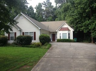 974 Dogwood Rd, Snellville, GA 30078