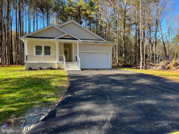 497 Circle Ln, Colonial Beach, VA 22443