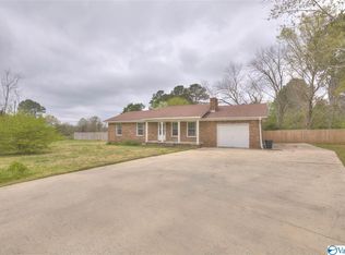 15965 Fielding Rd, Athens, AL 35611