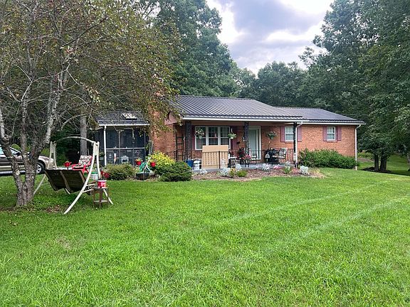 4th image of 219 White Pine Ln