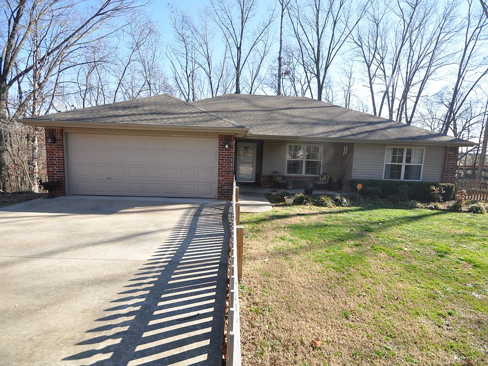 1st image of 43 Cresswell Dr