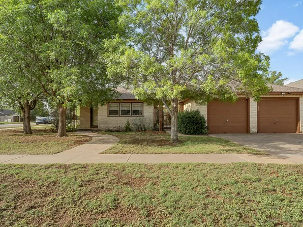 202 11th St, Levelland, TX 79336