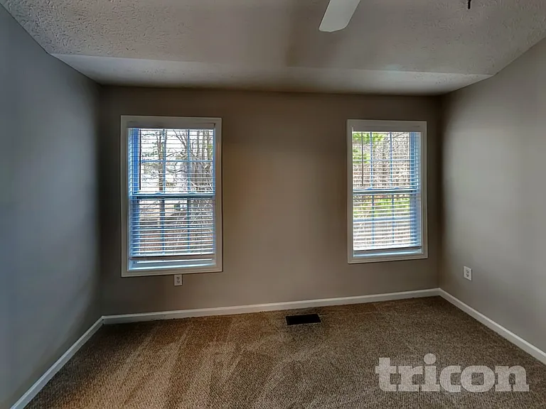 126 Remington Place Dr — Photo 6