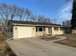 1100 16th St SW, Willmar, MN 56201