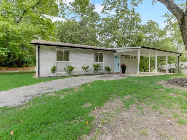 805 Fitzgerald Dr, Raleigh, NC 27610