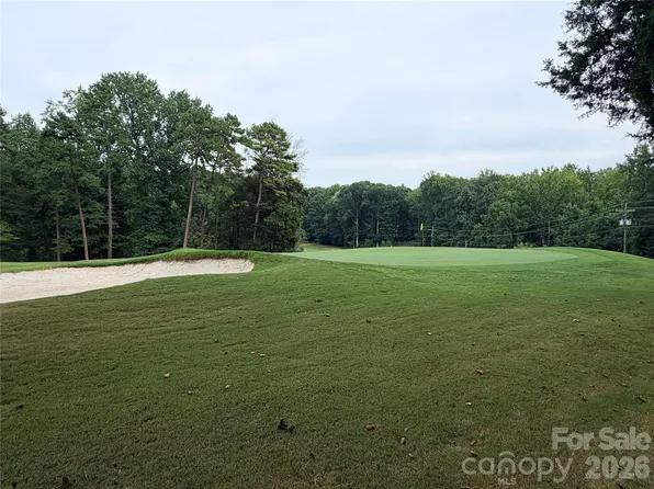 600 Fairway Dr, Fort Mill, SC 29715