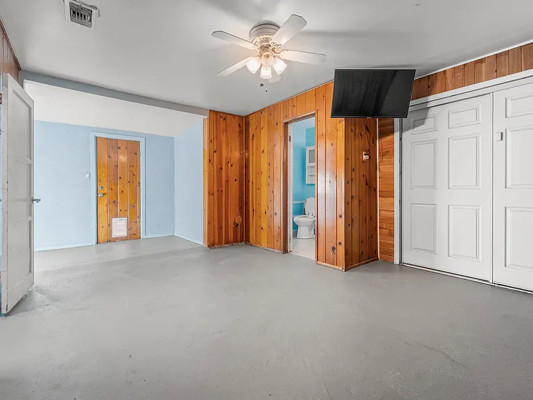 36769 Richards Ln — Photo 15