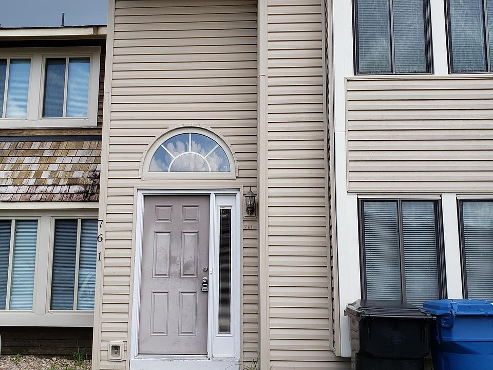 1st image of 761 Waters Dr
