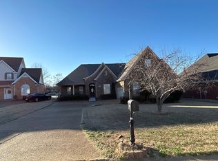 4851 Trolley Ln, Horn Lake, MS 38637