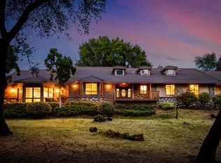 10145 Hayes Dr, Newcastle, CA 95658