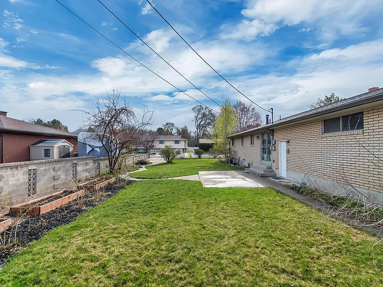 485 E Rena Ave — Photo 14