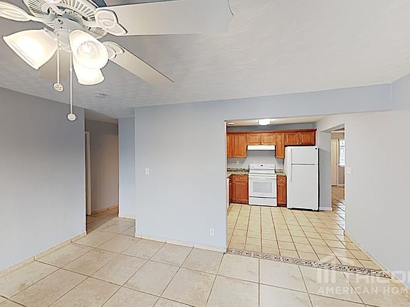 4th image of 1020 NE 23rd Pl