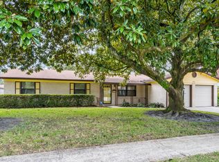 3543 Lenczyk Dr W, Jacksonville, FL 32277