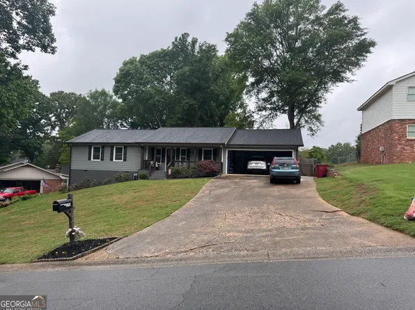 2298 Hillbriar Dr, Buford, GA 30518