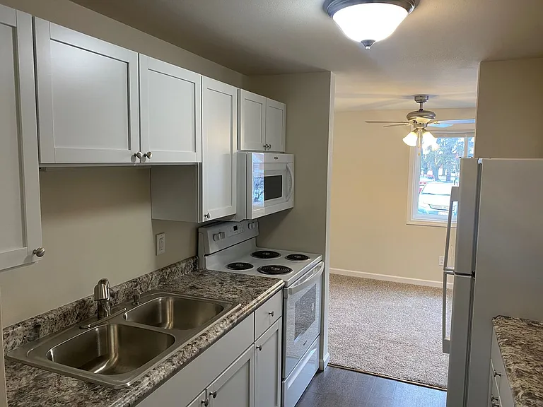 5022 Sheboygan Ave — Photo 13