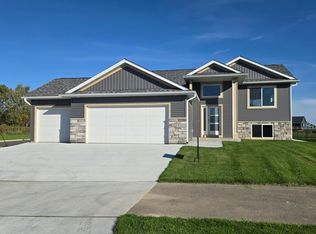 1801 12th Ave NE, Austin, MN 55912