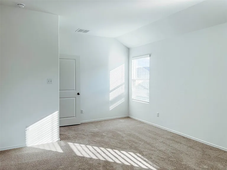 603 Waterway Ave — Photo 15