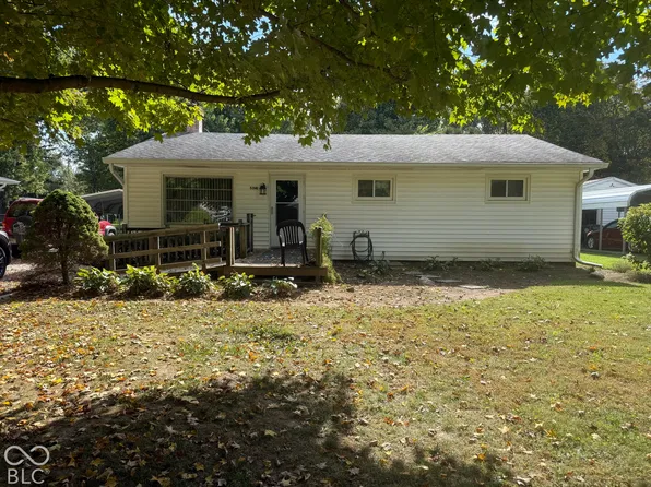 5341 White River St, Greenwood, IN 46143