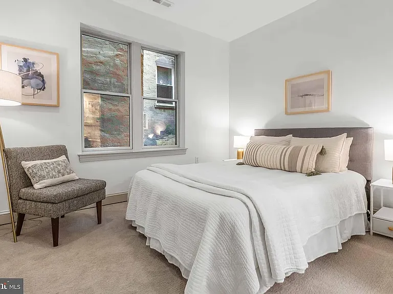 1417 Chapin St NW #307 — Photo 13