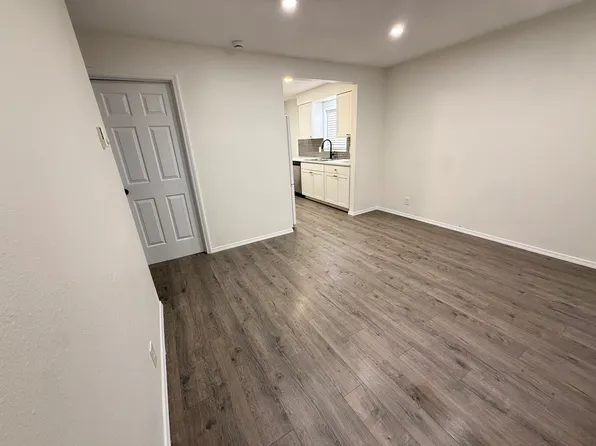 1432 Park Ave NE, Salem, OR 97301