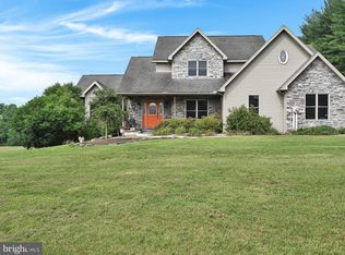 528 Summer Hill Rd, Schuylkill Haven, PA 17972