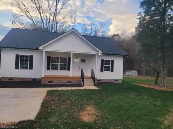 9292 Fisher Rd, Rockwell, NC 28138