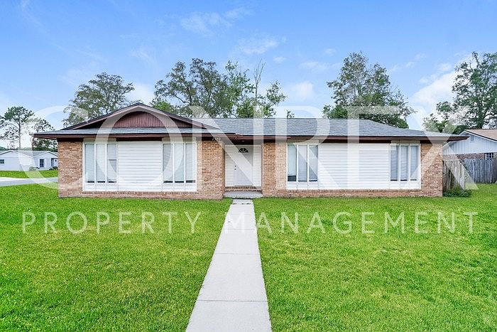 1st image of 2389 Grace Ln