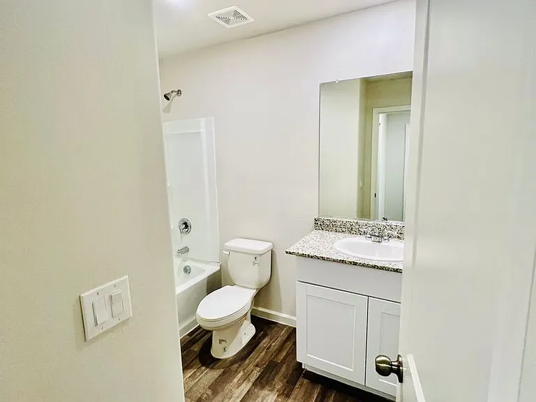 2083 E Velvet Pl — Photo 22