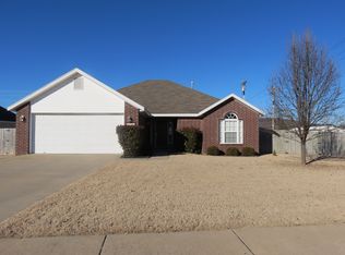 1242 Fox Trail Dr, Elkins, AR 72727