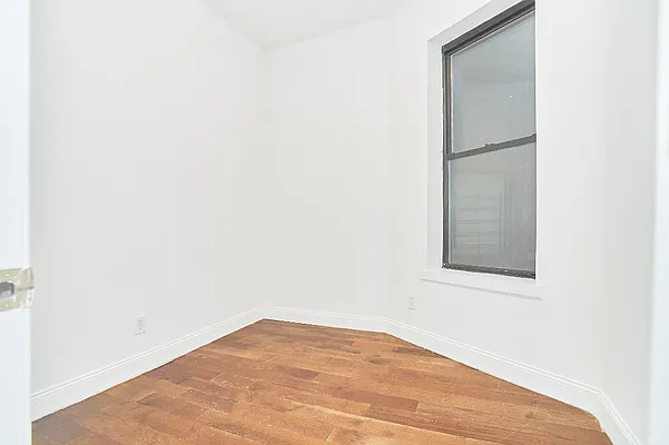 Rented by Living New York | media 13