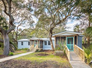 1016 E Cooper Ave, Folly Beach, SC 29439