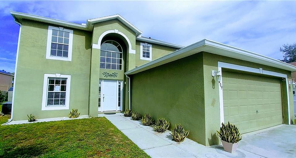 1st image of 409 Magpie Ct