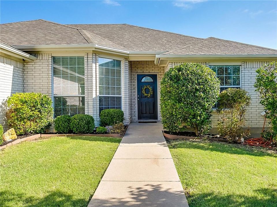 1st image of 9316 Marie Ct