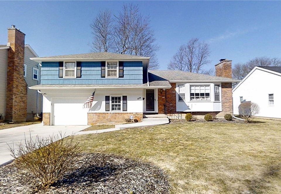 1st image of 318 Sherbrooke Ave