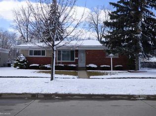 30409 Warner Ave, Warren, MI 48092