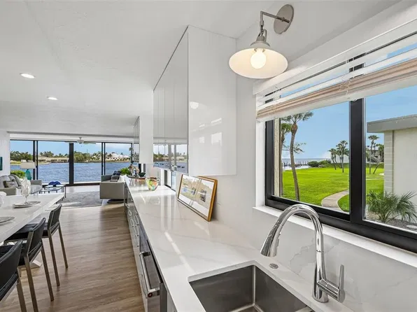 6200 FLOTILLA DRIVE #301, HOLMES BEACH, FL 34217