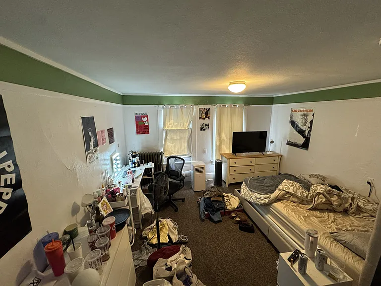 1000-1002 NE Maple St #1000 — Photo 7