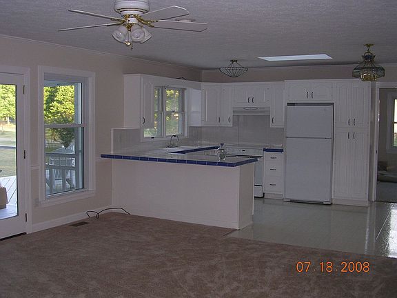 new carpet and paint updated kitchen and baths