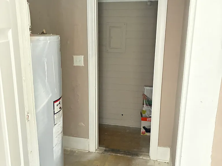 6306 Wall St — Photo 12
