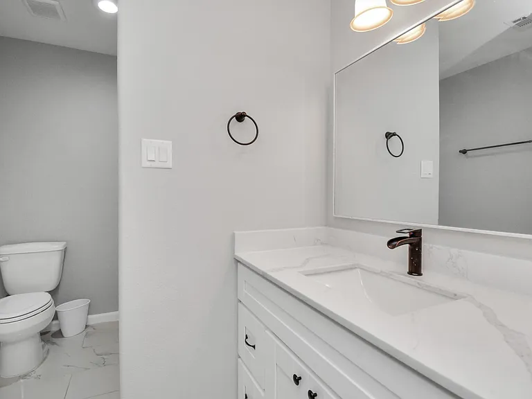 15426 Appleridge Dr — Photo 12
