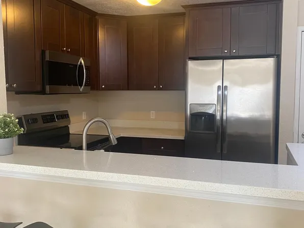 8889 Caminito Plaza Centro, San Diego, CA