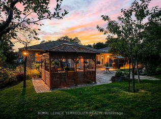 134 Hadrian Dr, Toronto, ON M9W 1V4