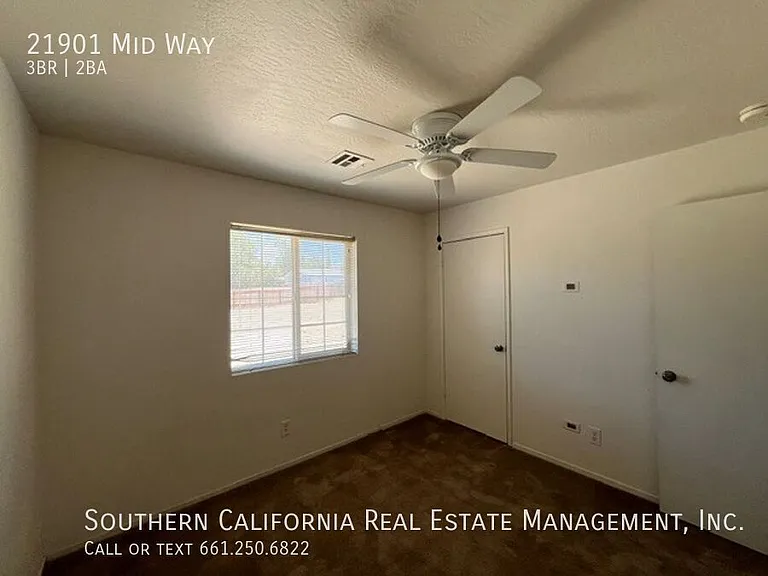 21901 Mid Way — Photo 8