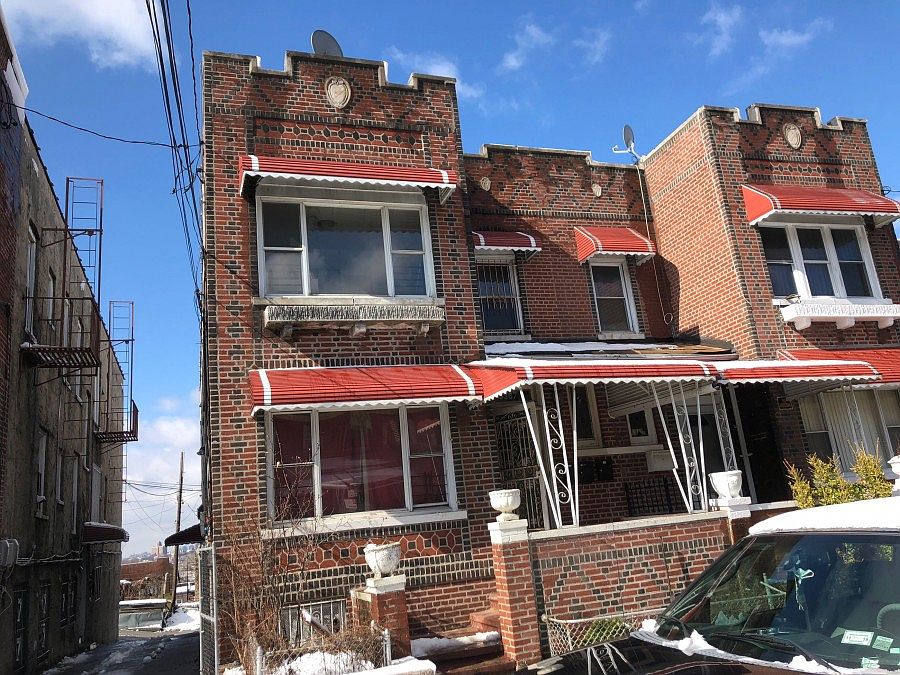 1st image of 3367 Fenton Ave