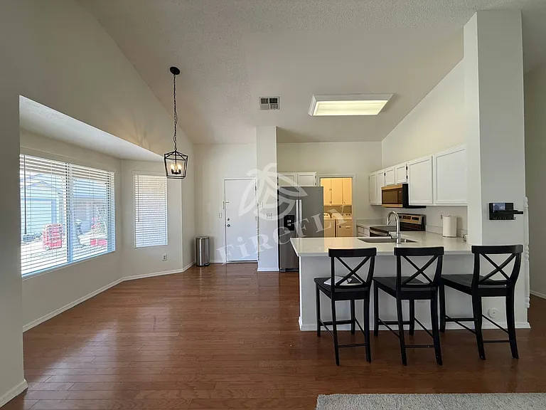 1841 E Indian Wells Dr — Photo 5