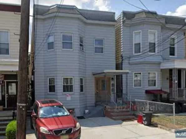 123 Oak St #2, Weehawken, NJ 07086