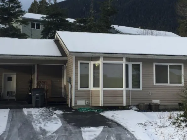 109 Naomi Kanosh Ln, Sitka, AK 99835