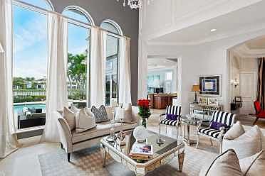 Home For Sale In The Oaks