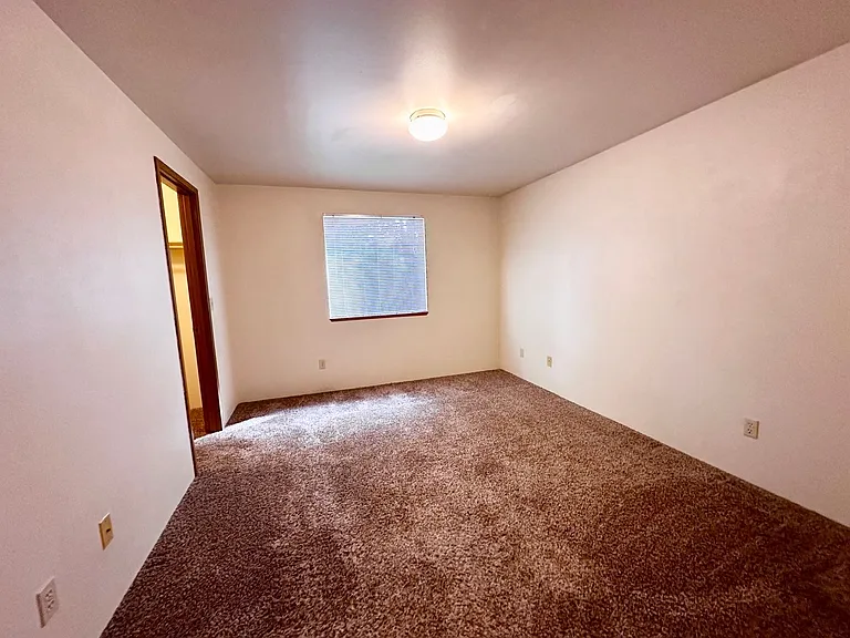 808 Juniper Ave — Photo 15
