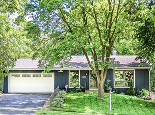 2401 Whitlock Rd, Madison, WI 53719